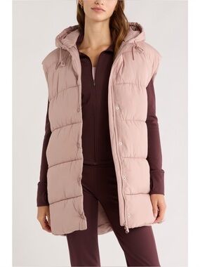NWOT Zella Long Sleeveless Hooded Puffer Vest in Pink Fawn